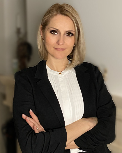 Ирина Стратонова